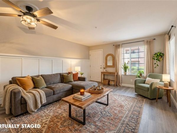 2111 Sealion Drive, Unit 106, Las Vegas, NV 89128