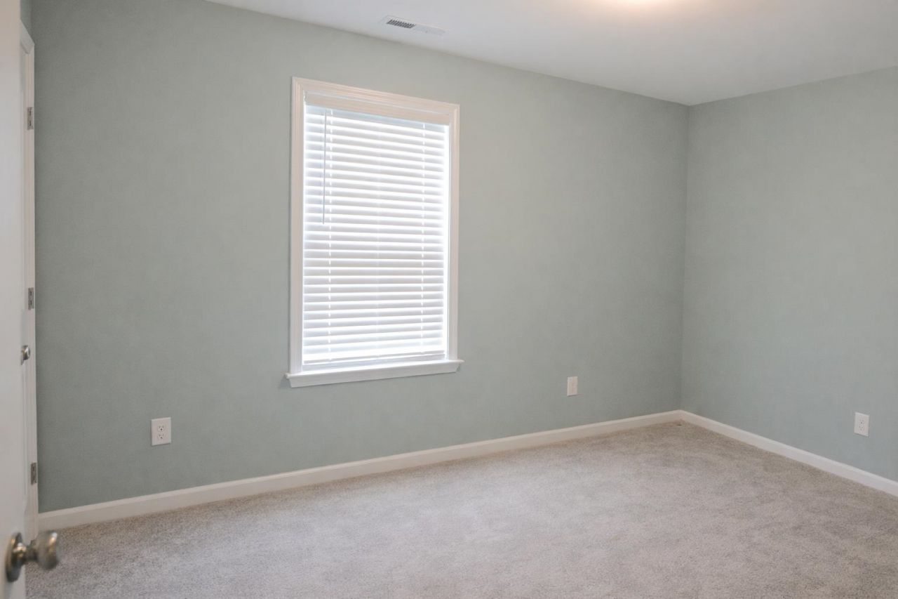 2604 Seaport Circle Photo 19