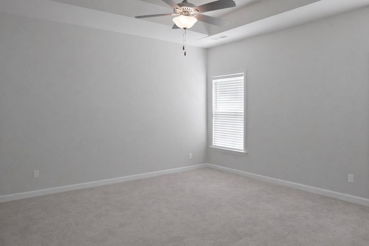 2604 Seaport Circle Photo 9