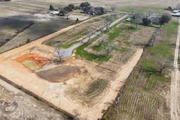 425 Pecan Pond Trail photo 4