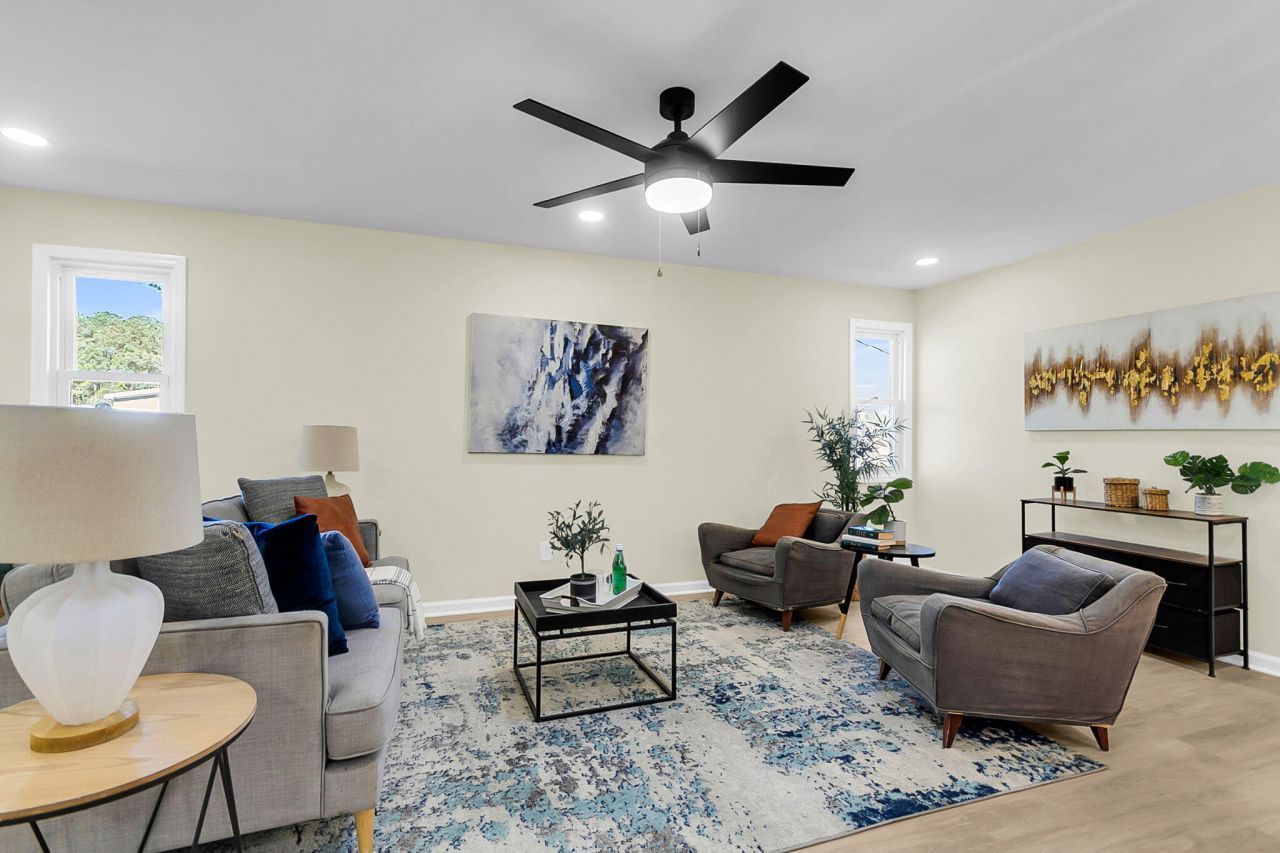 153 Davis Terrace Photo 10