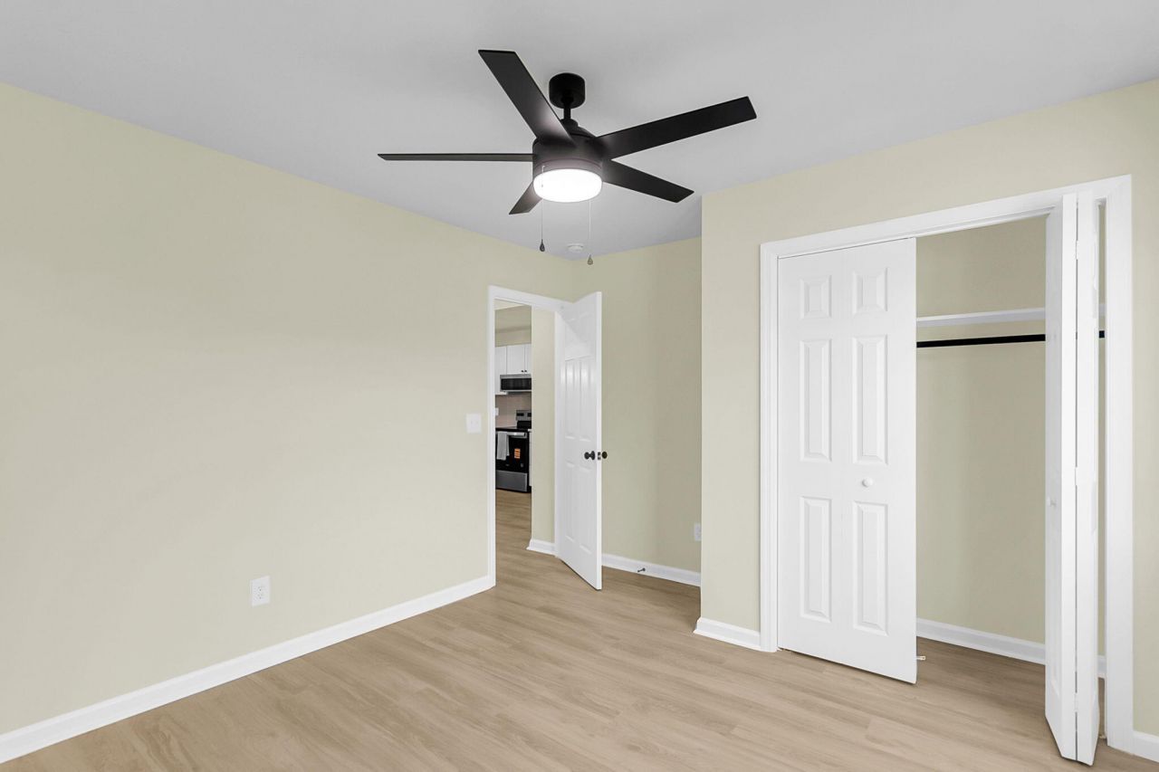 153 Davis Terrace Photo 20