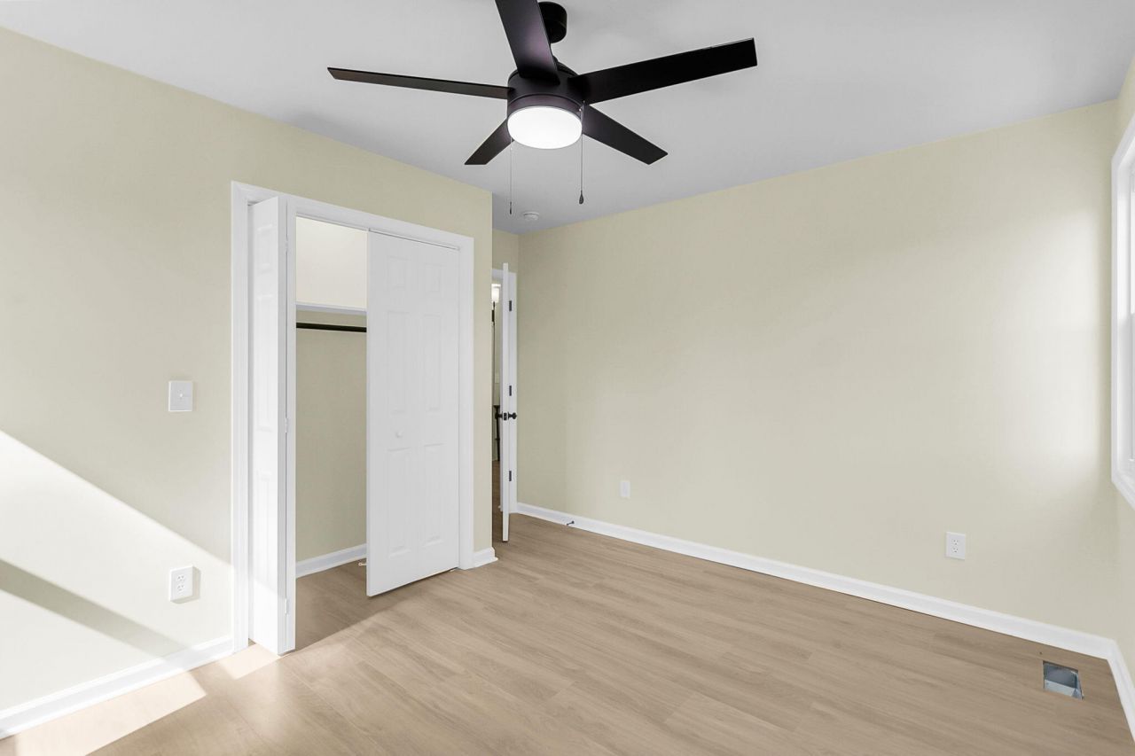 153 Davis Terrace Photo 22