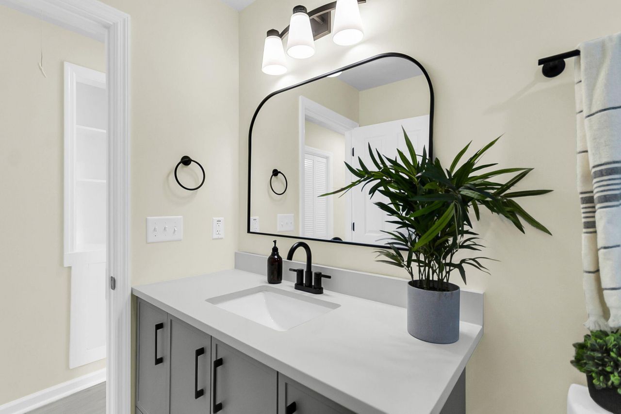 153 Davis Terrace Photo 28