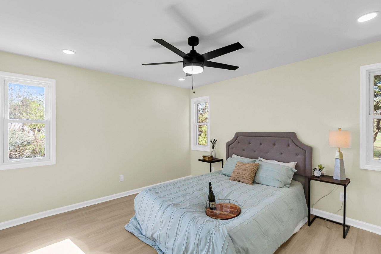 153 Davis Terrace Photo 33