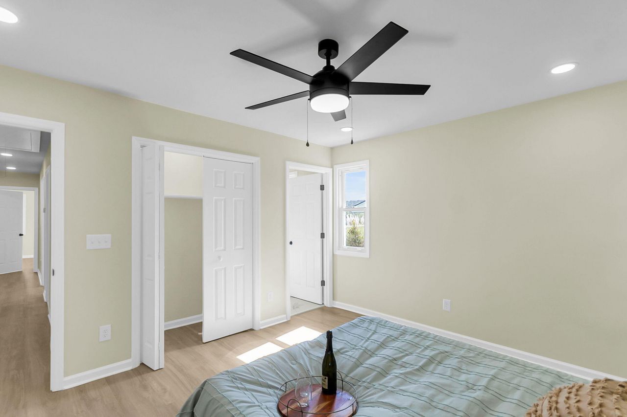 153 Davis Terrace Photo 35