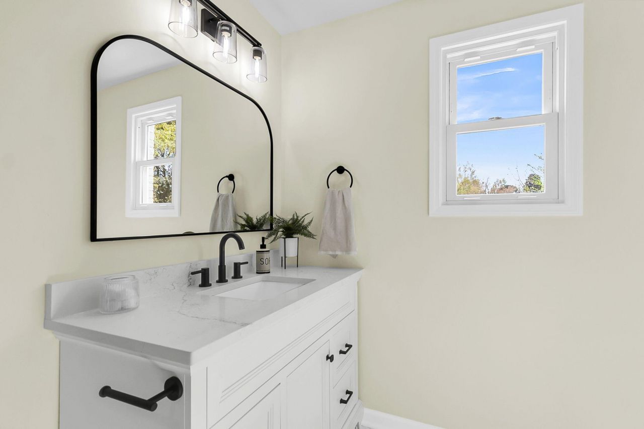 153 Davis Terrace Photo 37