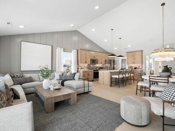 3737 Holbrook Drive, Waconia, MN 55387