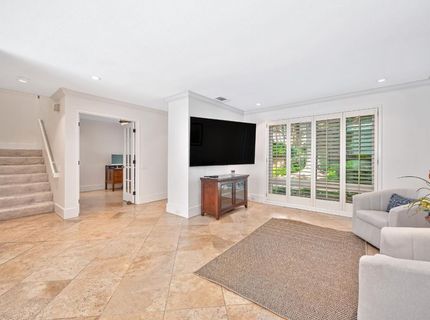 1257 Vanderbilt Way, Sacramento, CA 95825 Photo