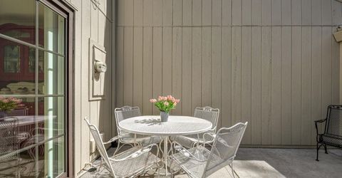 1257 Vanderbilt Way, Sacramento, CA 95825 Photo