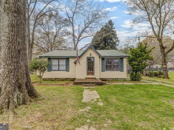 97 South Pine Street, Trion, GA 30753