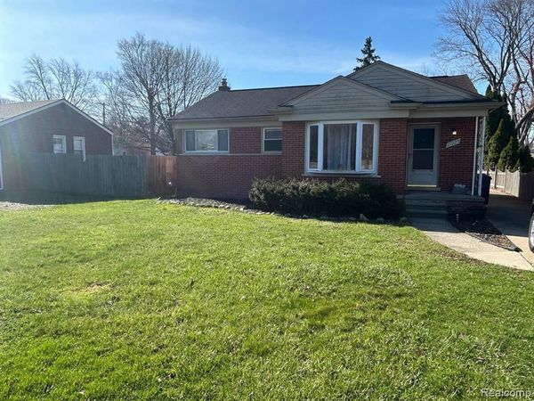 27225 LYNDON, Redford Twp, MI 48239