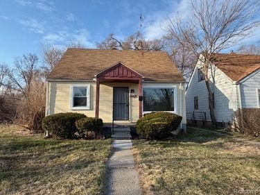 16828 W Chicago Street, Detroit, Mi 48228