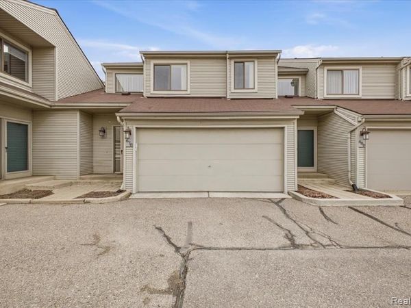 678 Highgate, Rochester Hills, MI 48307