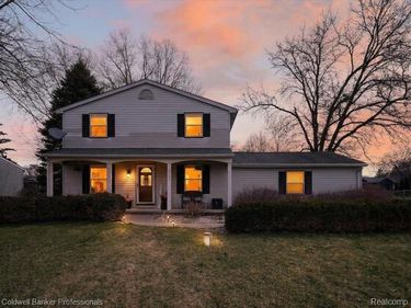 6091 Rocking Chair Road, Grand Blanc Twp, MI 48439