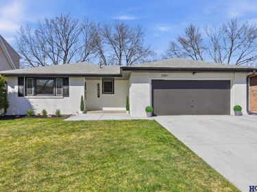 2801 N 74th Street , Lincoln, NE 68507