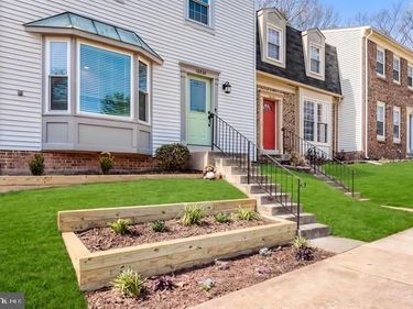 10326 MOCKINGBIRD POND COURT, BURKE, VA 22015