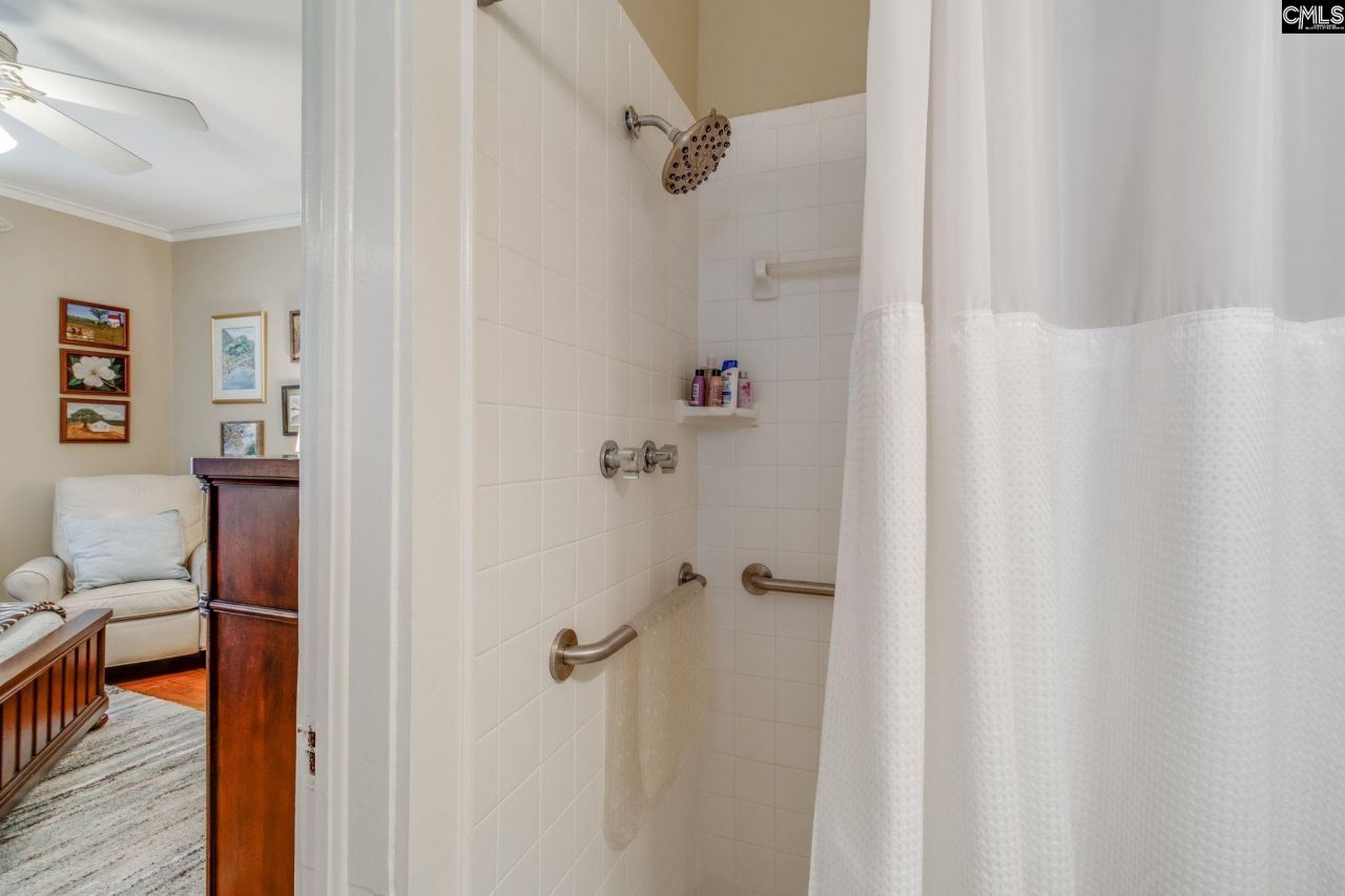 2832 Heyward Street Photo 33