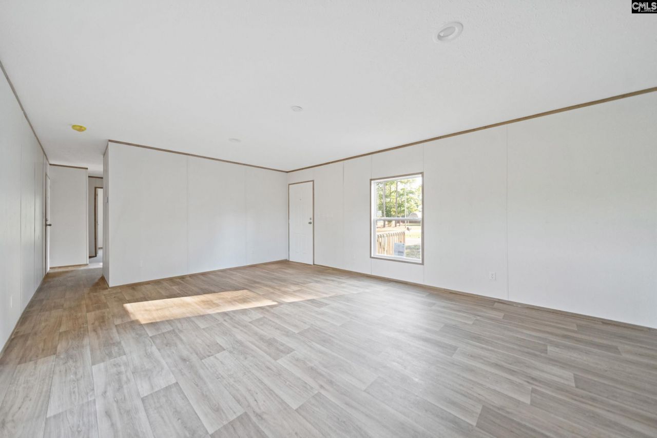 88 Lady Ashley Drive  Photo 9