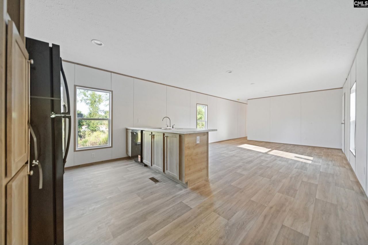 88 Lady Ashley Drive  Photo 10