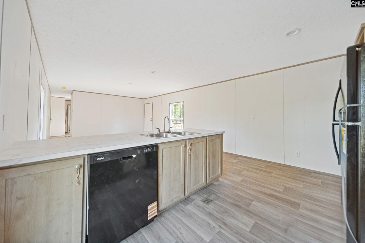 88 Lady Ashley Drive  Photo 11