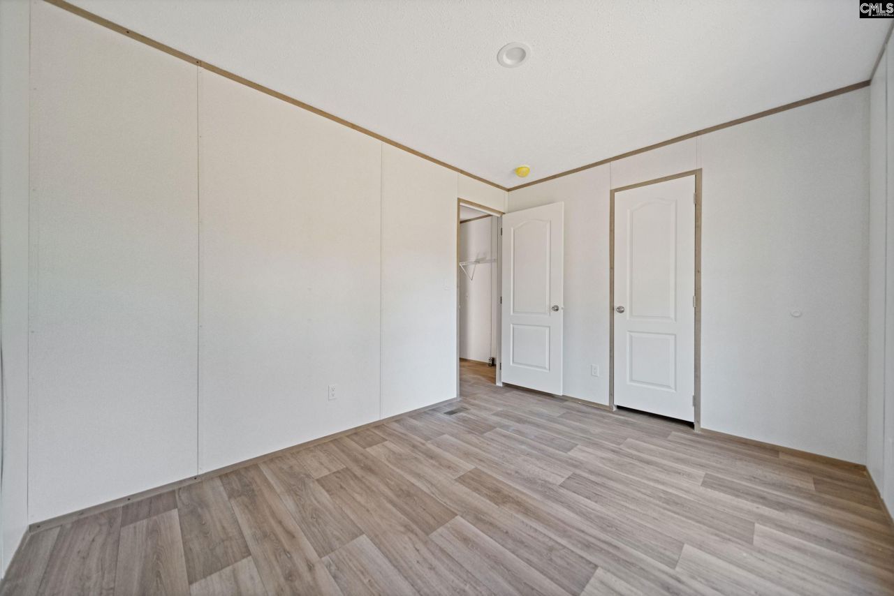 88 Lady Ashley Drive  Photo 15