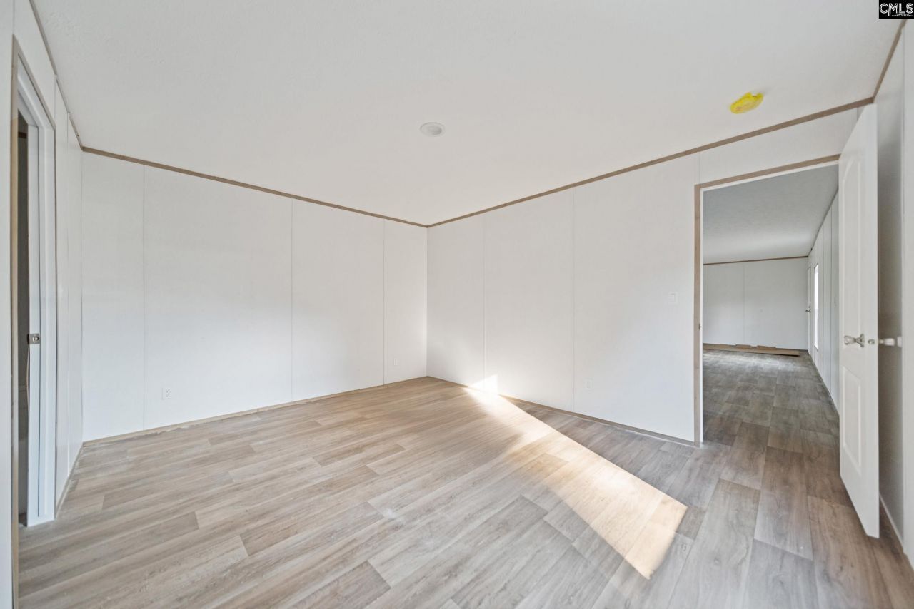 88 Lady Ashley Drive  Photo 16