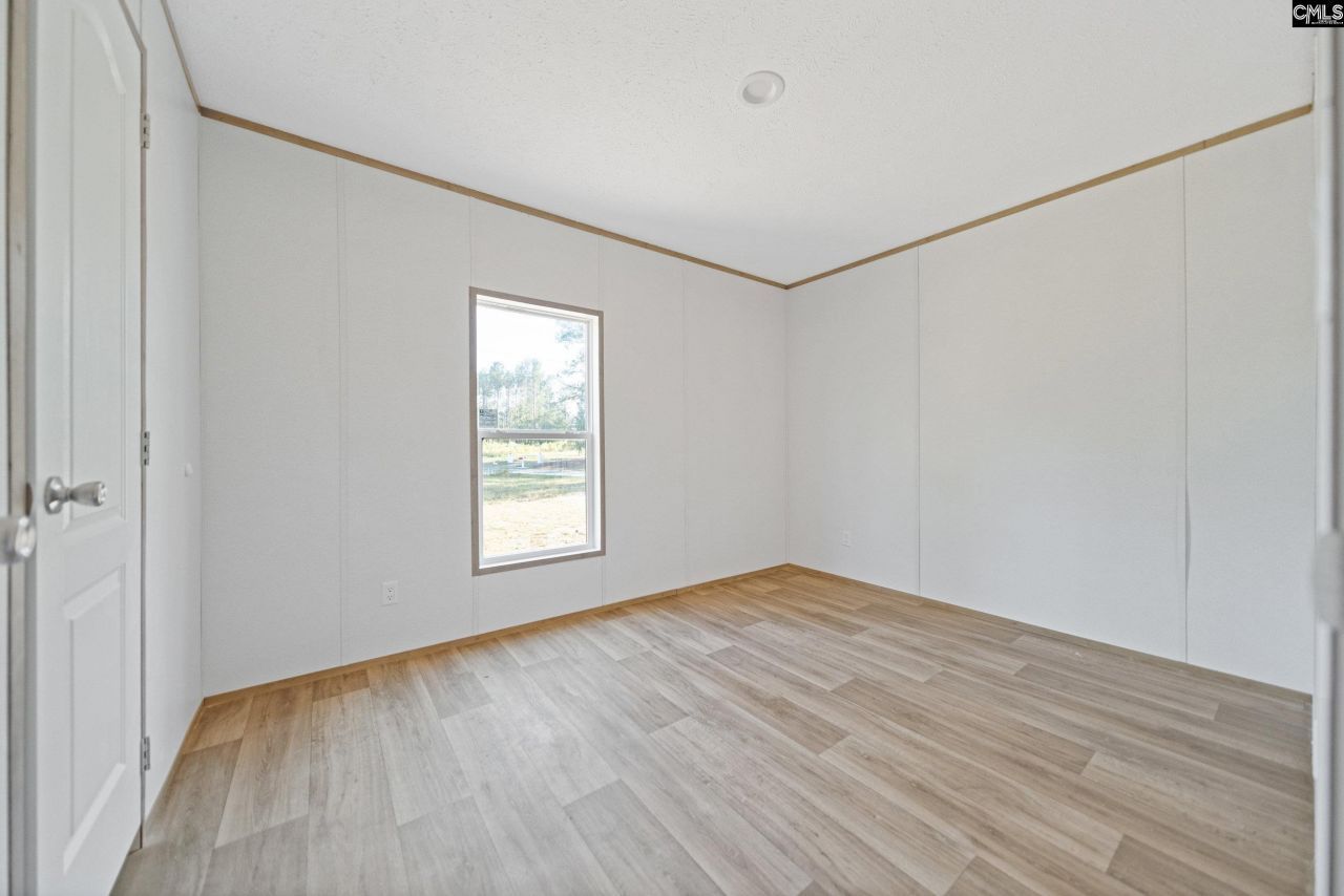 88 Lady Ashley Drive  Photo 17