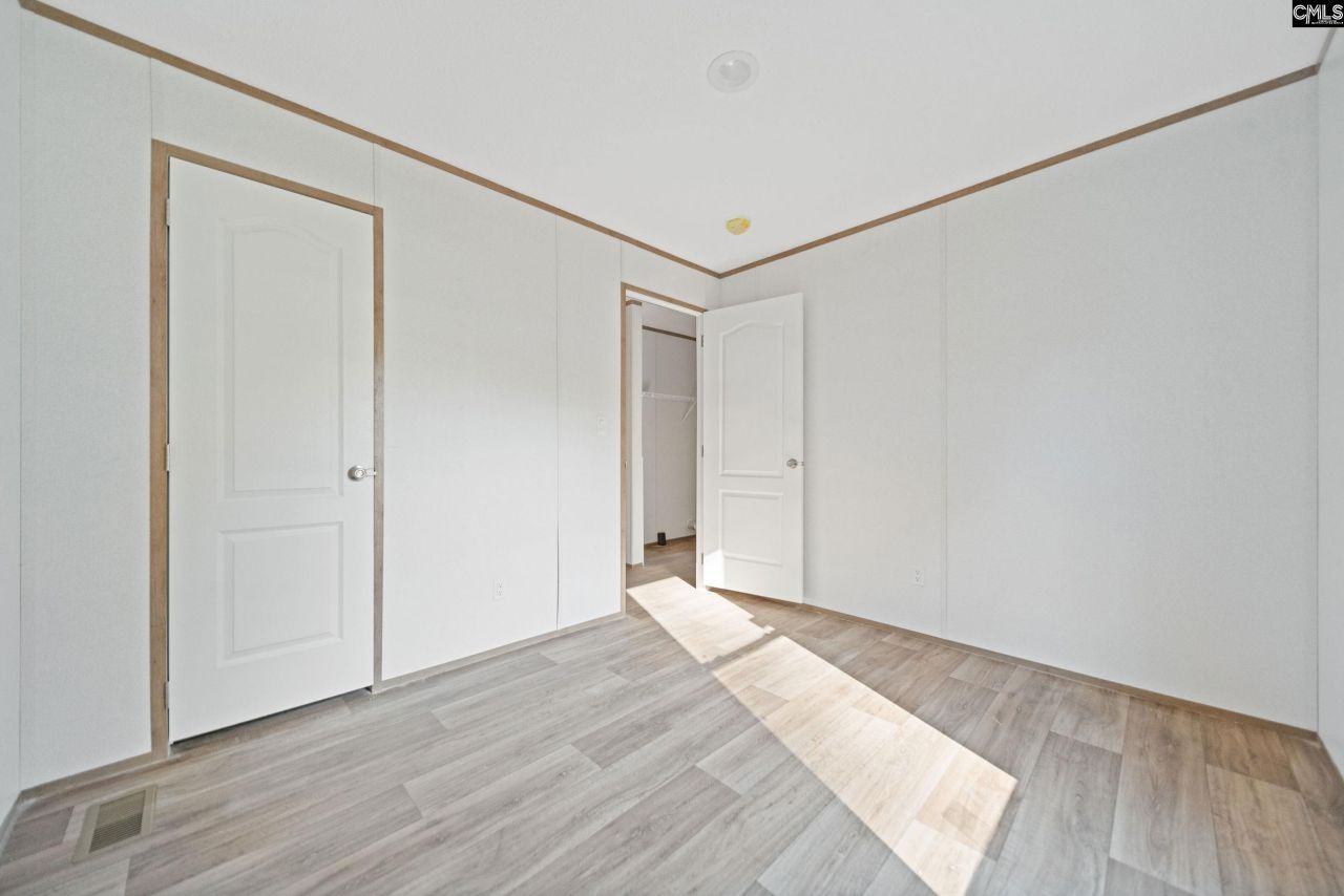 88 Lady Ashley Drive  Photo 20