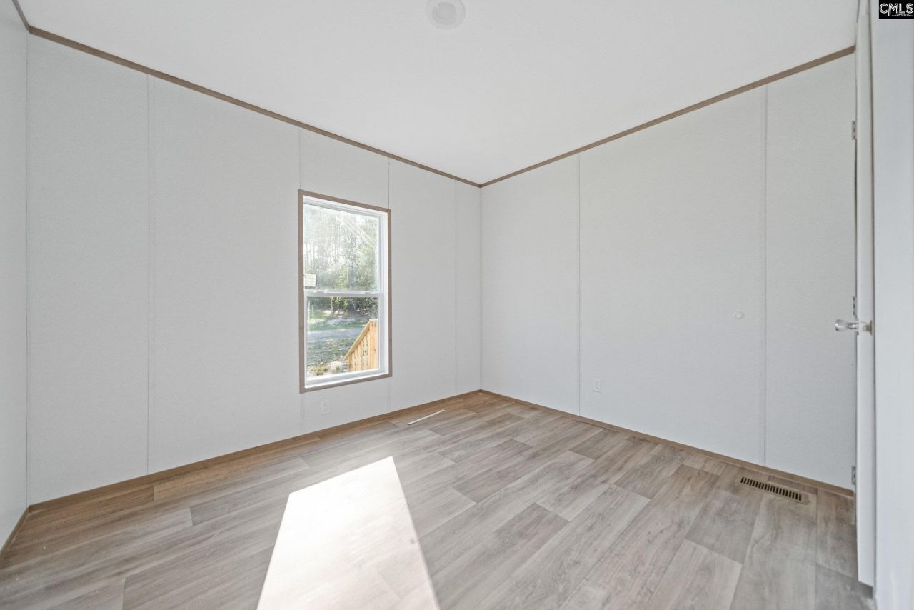 88 Lady Ashley Drive  Photo 21