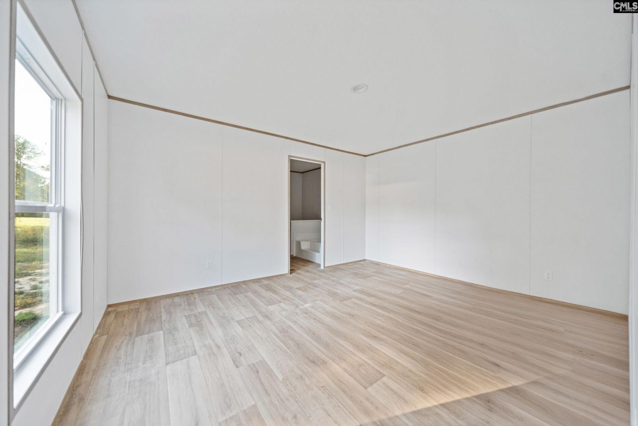 88 Lady Ashley Drive  Photo 26