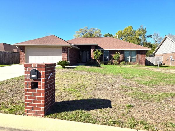 6774 Gettysburg Boulevard, Bagdad, FL 32530