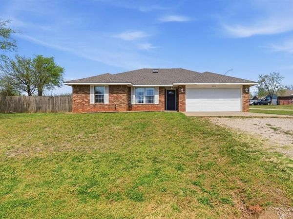 202 E Earl Street, Wanette, OK 74878