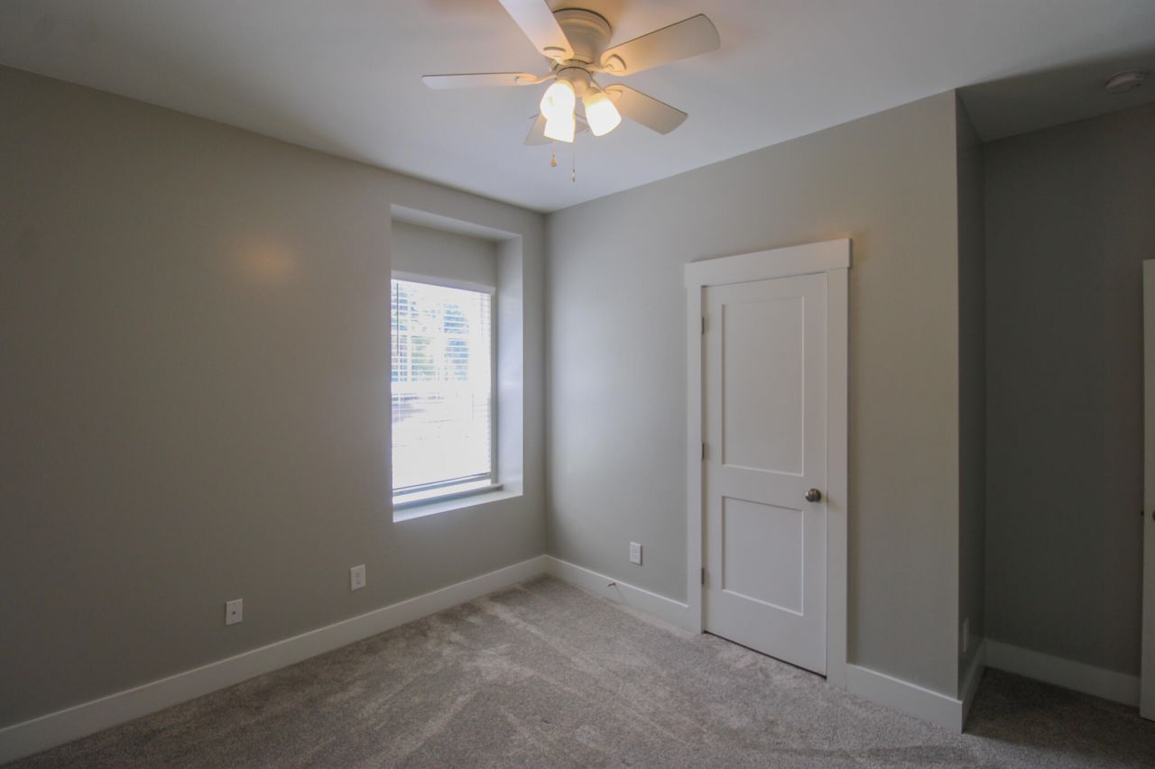 328 Parish Farms Drive Photo 27