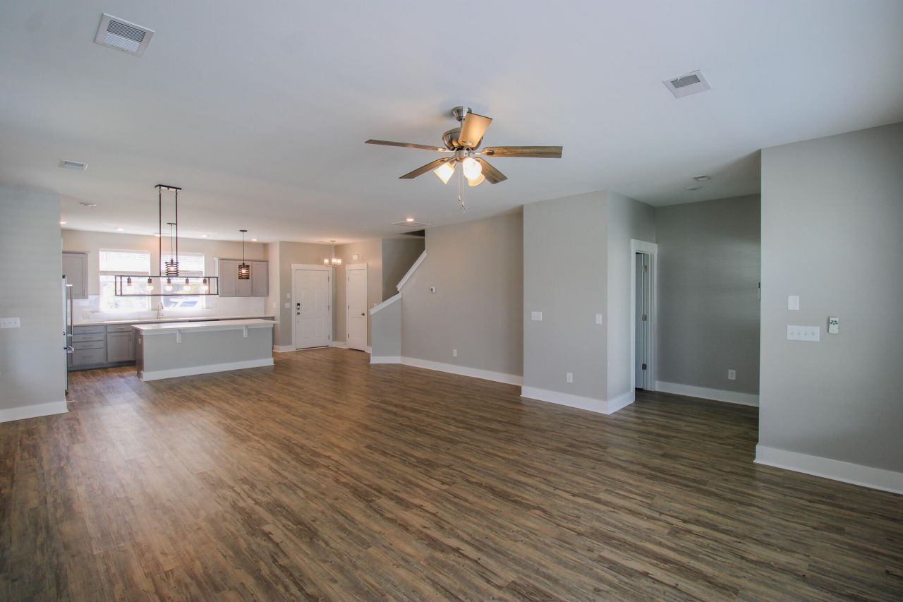 328 Parish Farms Drive Photo 7