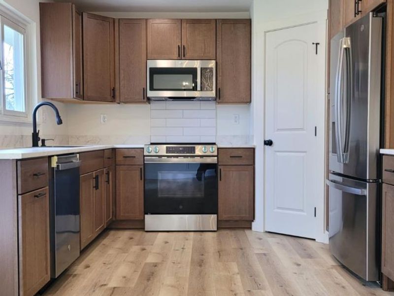 969 Robin Hill Drive, New Richmond, OH 45157 Photo 4