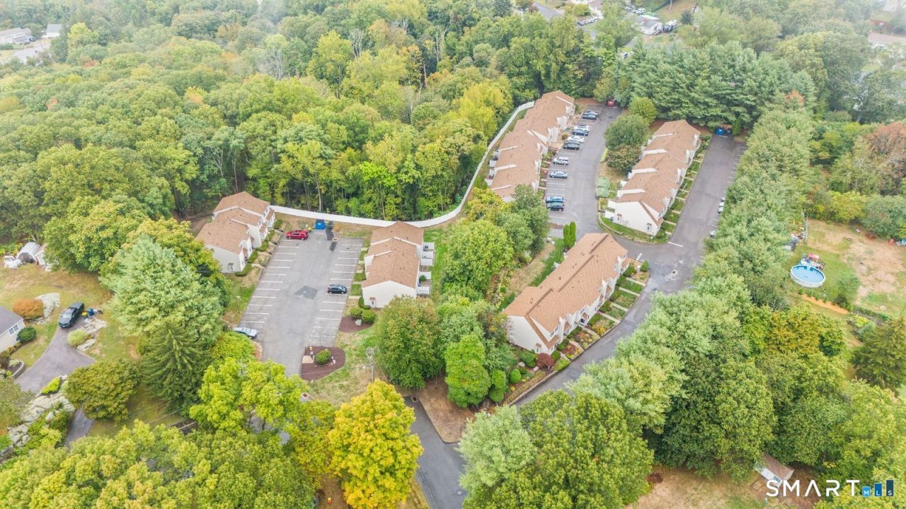 3 Macintosh, Unit 3, Ansonia, CT 06401 Main Photo