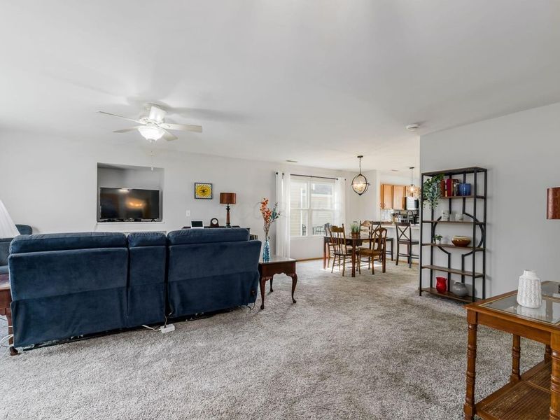 623 Perilous Place, Galloway, OH 43119 Photo 3