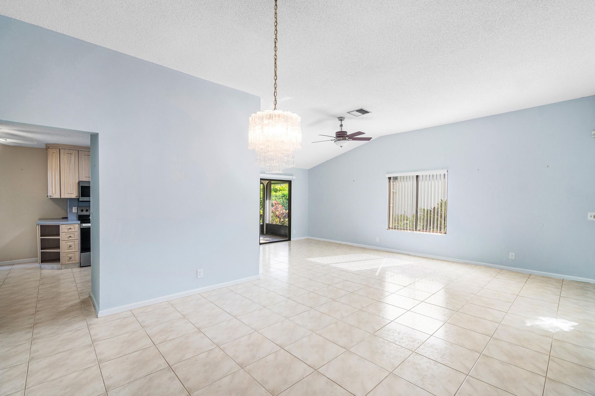 5041 Pine Drive, Boynton Beach, FL 33437 Photo