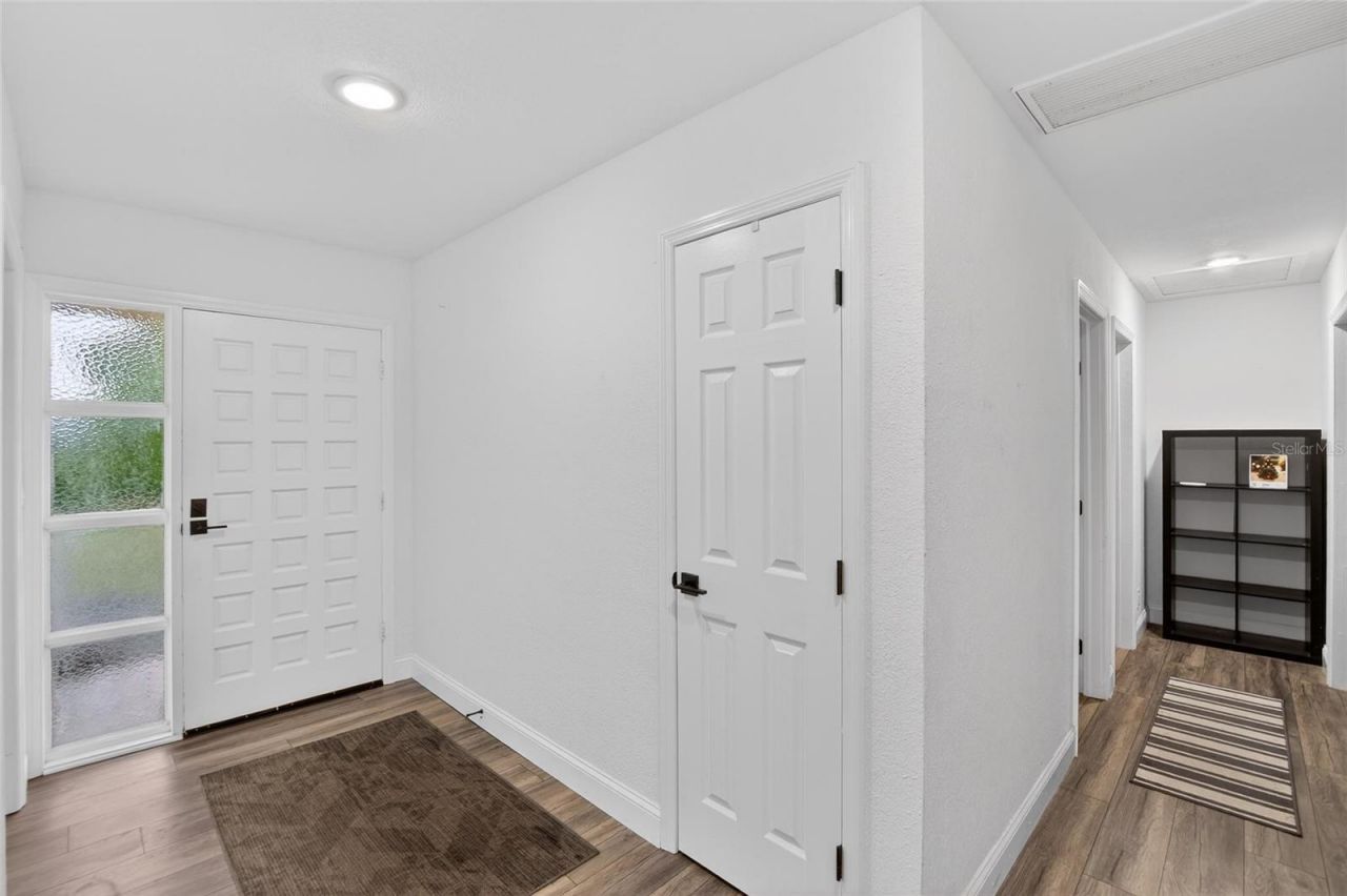 723 W Pinedale Drive , Plant City, FL 33563 Photo