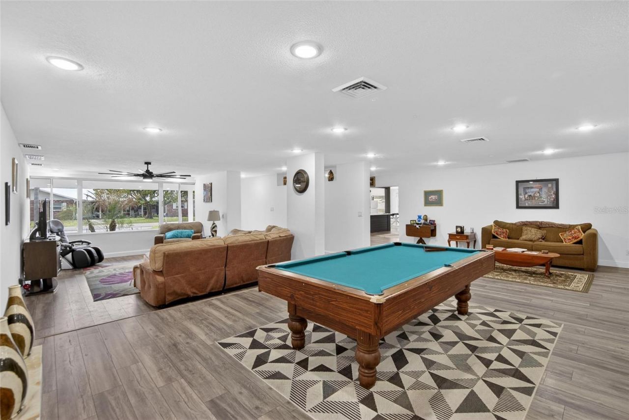 723 W Pinedale Drive , Plant City, FL 33563 Photo