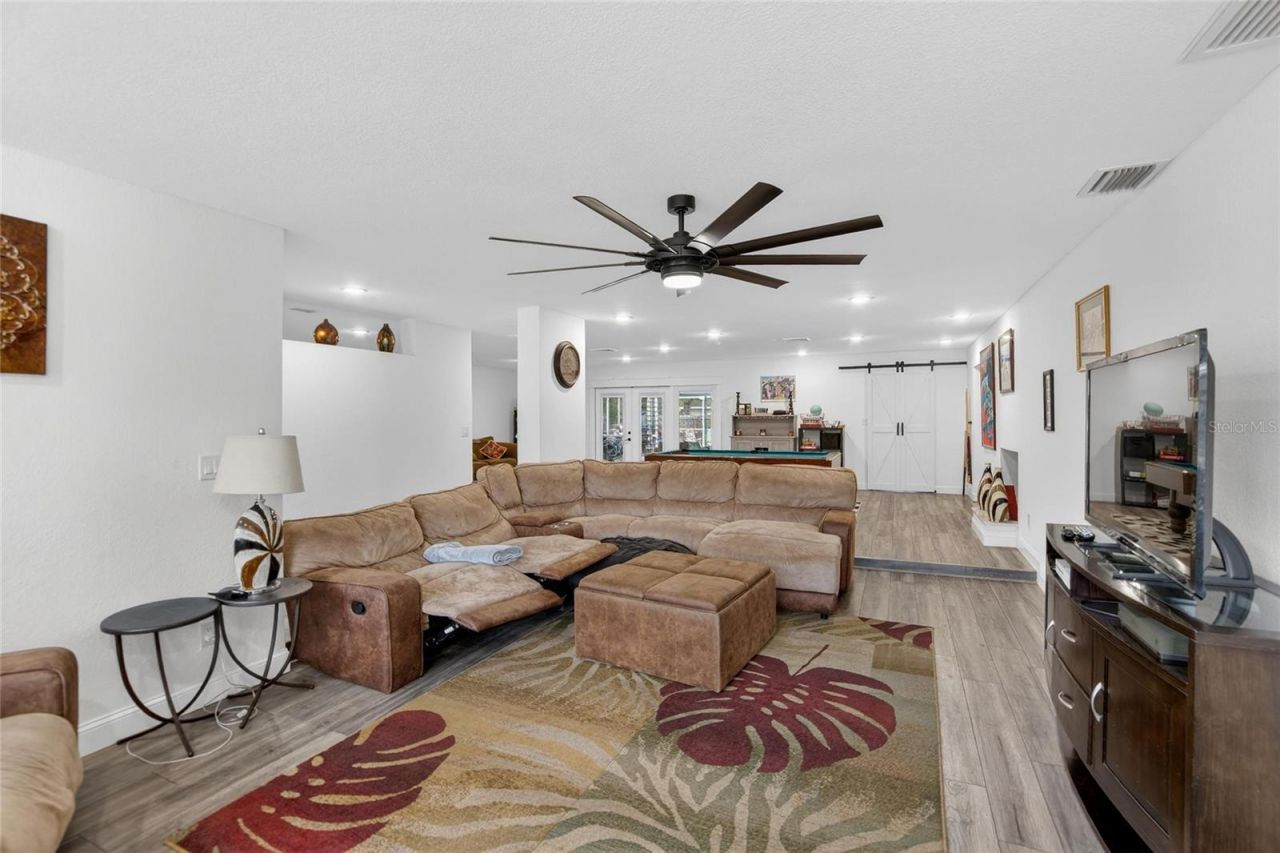 723 W Pinedale Drive , Plant City, FL 33563 Photo