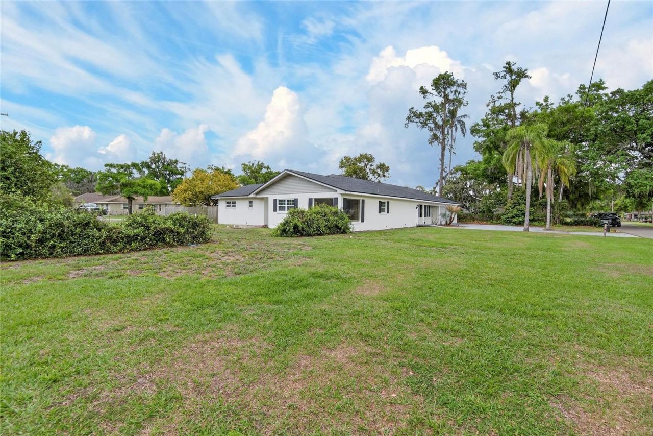 723 W Pinedale Drive , Plant City, FL 33563 Photo