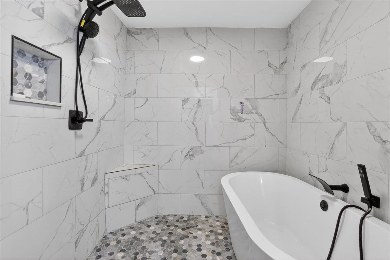 723 W Pinedale Drive , Plant City, FL 33563 Photo