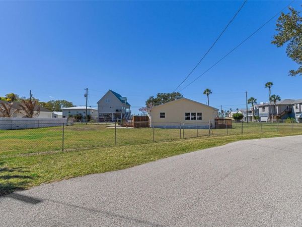 7272 WESTWIND STREET , WEEKI WACHEE, FL 34607