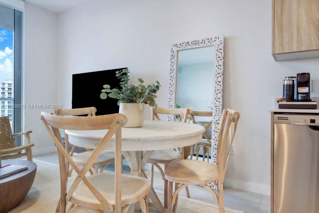 3900 Biscayne Blvd , Unit N-911, Miami, FL 33137 Photo