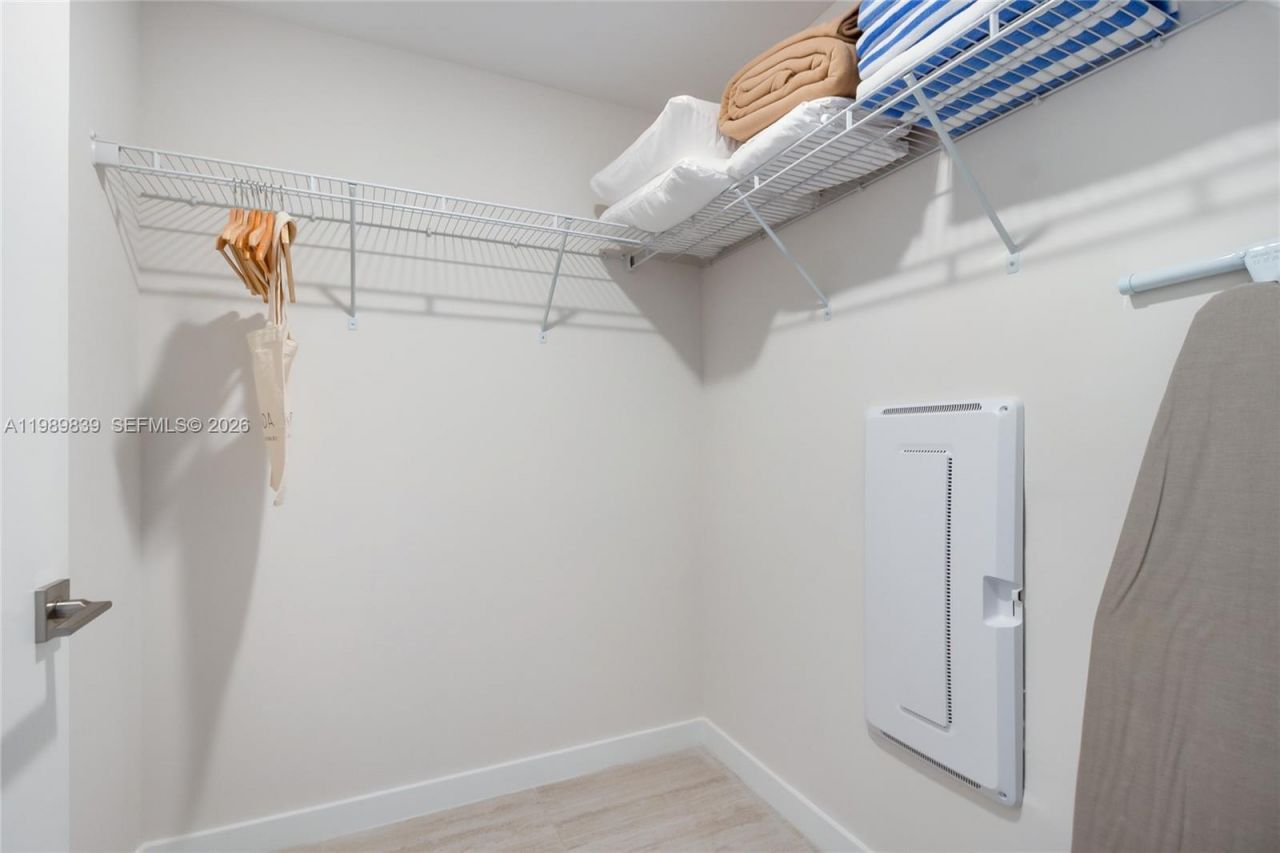 3900 Biscayne Blvd , Unit N-911, Miami, FL 33137 Photo