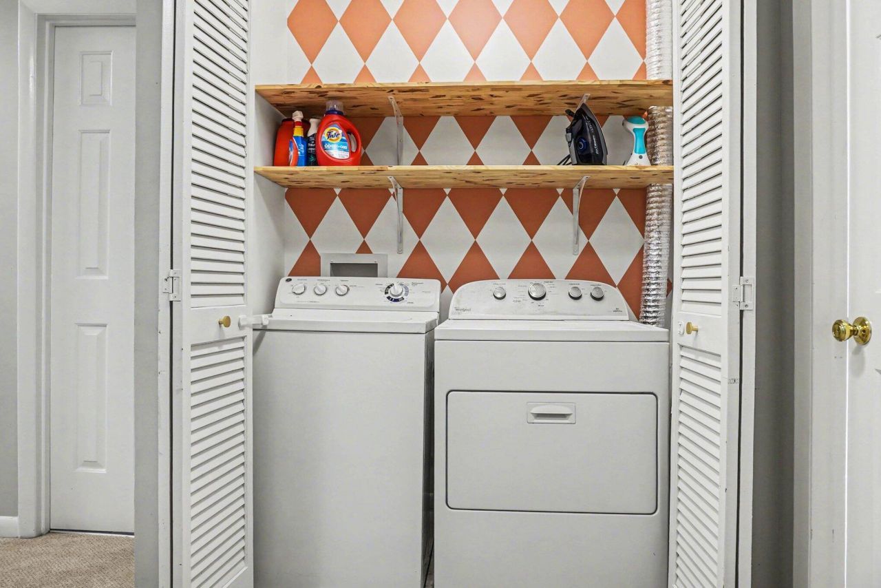 7 Town Park Lane Photo 25