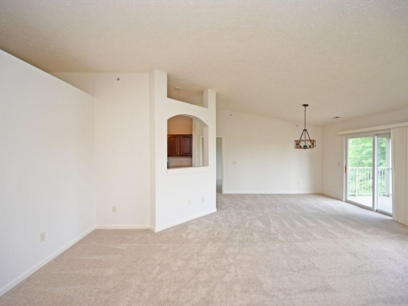 1888 Mimosa Trail, Unit 304, Florence, KY 41042 Photo 9