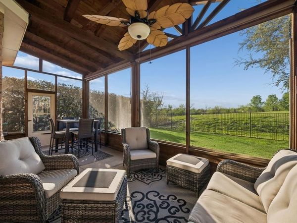 9413 Kings Link Circle, Rowlett, TX 75089